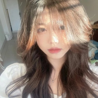 在阳光下腐烂